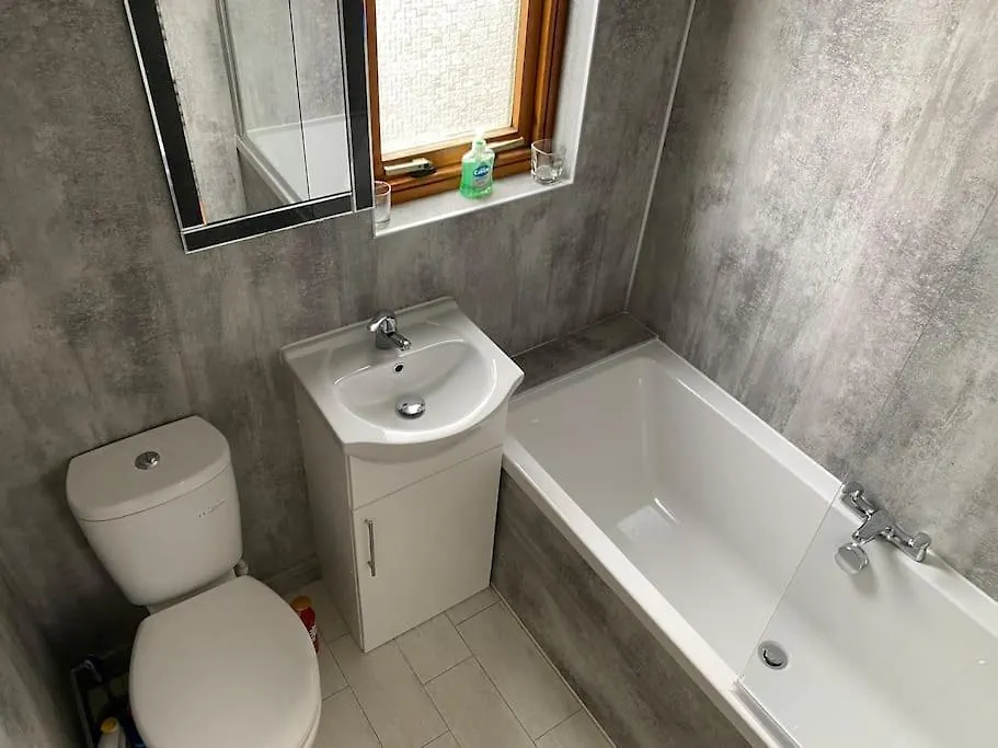 公寓 2 Bed Apt - P&J Live, Awpr, Airport 阿伯丁